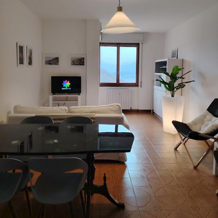 La Casa Di Camilla Apartment Perledo ภายนอก รูปภาพ
